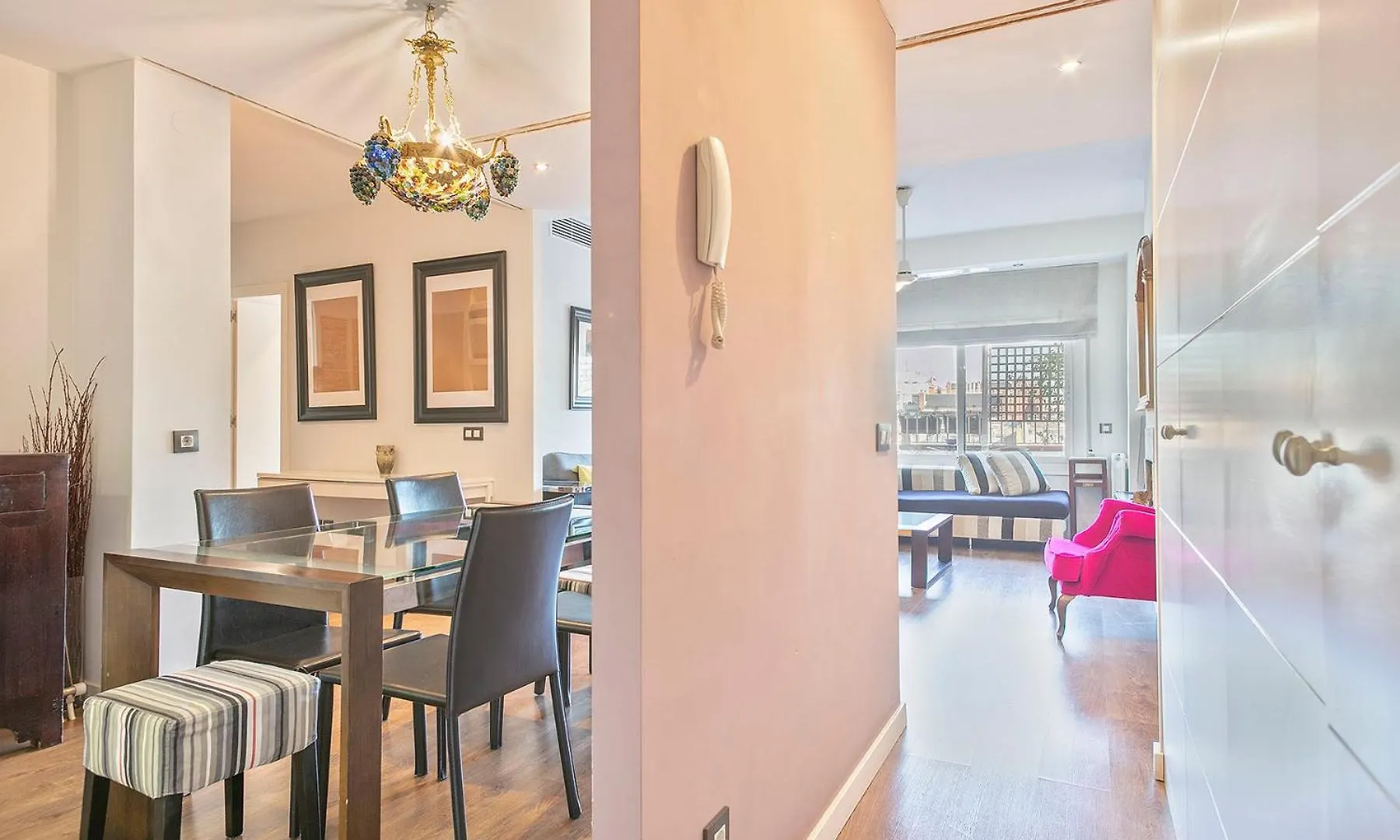 Ferienwohnung Luxury Muntaner Plaza Barcelona